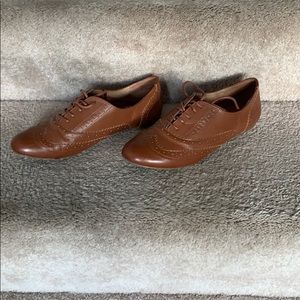 Tan Oxford Lace Up Shoes